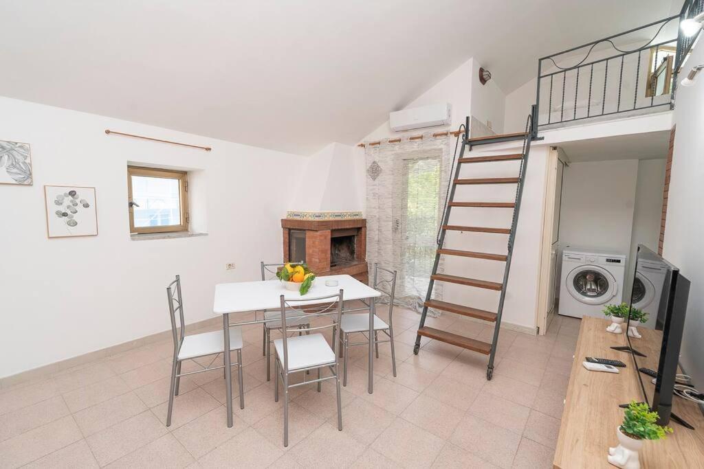 Apartamento Casa Al Centro Della Costiera Maiori Exterior foto