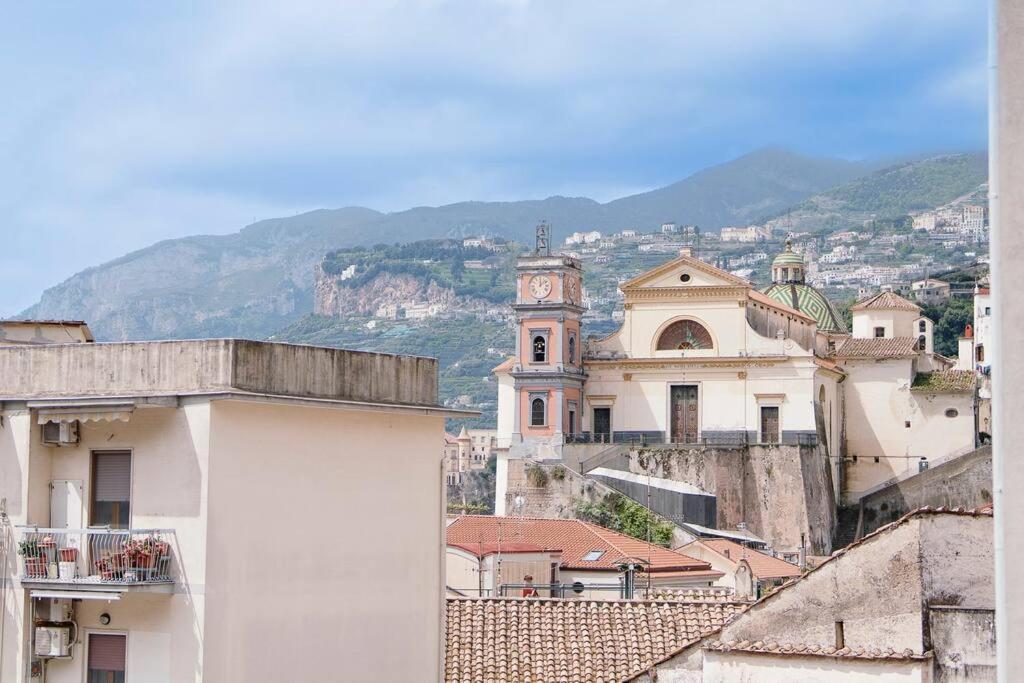 Apartamento Casa Al Centro Della Costiera Maiori Exterior foto